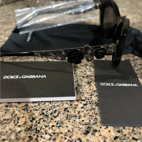 Dolce & Gabbana Black Cat-Eye Sunglasses Brand new Full inclusion.